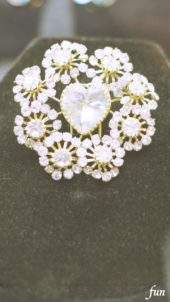 レトロなジュエリー