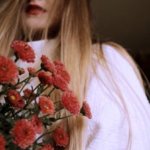 iPhone12ProMax・13ProMax・14plusの花の無料壁紙・待受けを配信中