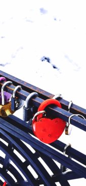 iPhone12ProMax・13ProMax・14plusの無料壁紙・待受け