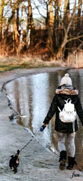 iPhone12ProMax・13ProMax・14plusの無料壁紙・待受け