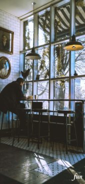 iPhone12ProMax・13ProMax・14plusの無料壁紙・待受け