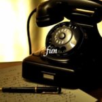 iPhone12Mini・13Miniロック画面等の黒やモノクロの無料壁紙・待受けを配信中