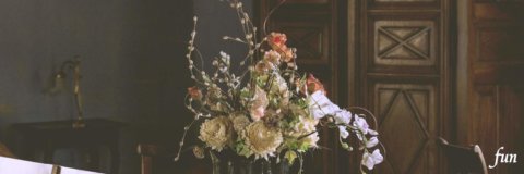 くすみカラーの花