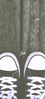 黒のスニーカー