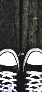 黒のスニーカー