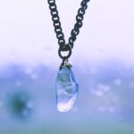 クリスタルペンダント