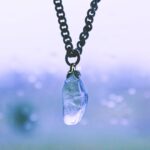 クリスタルペンダント