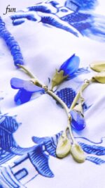 青いアクセサリー