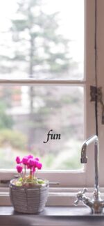 キッチンの窓辺