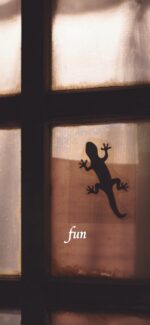 ヤモリのシルエット