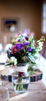 テーブルのナチュラルな花