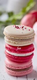 ピンクの マカロン