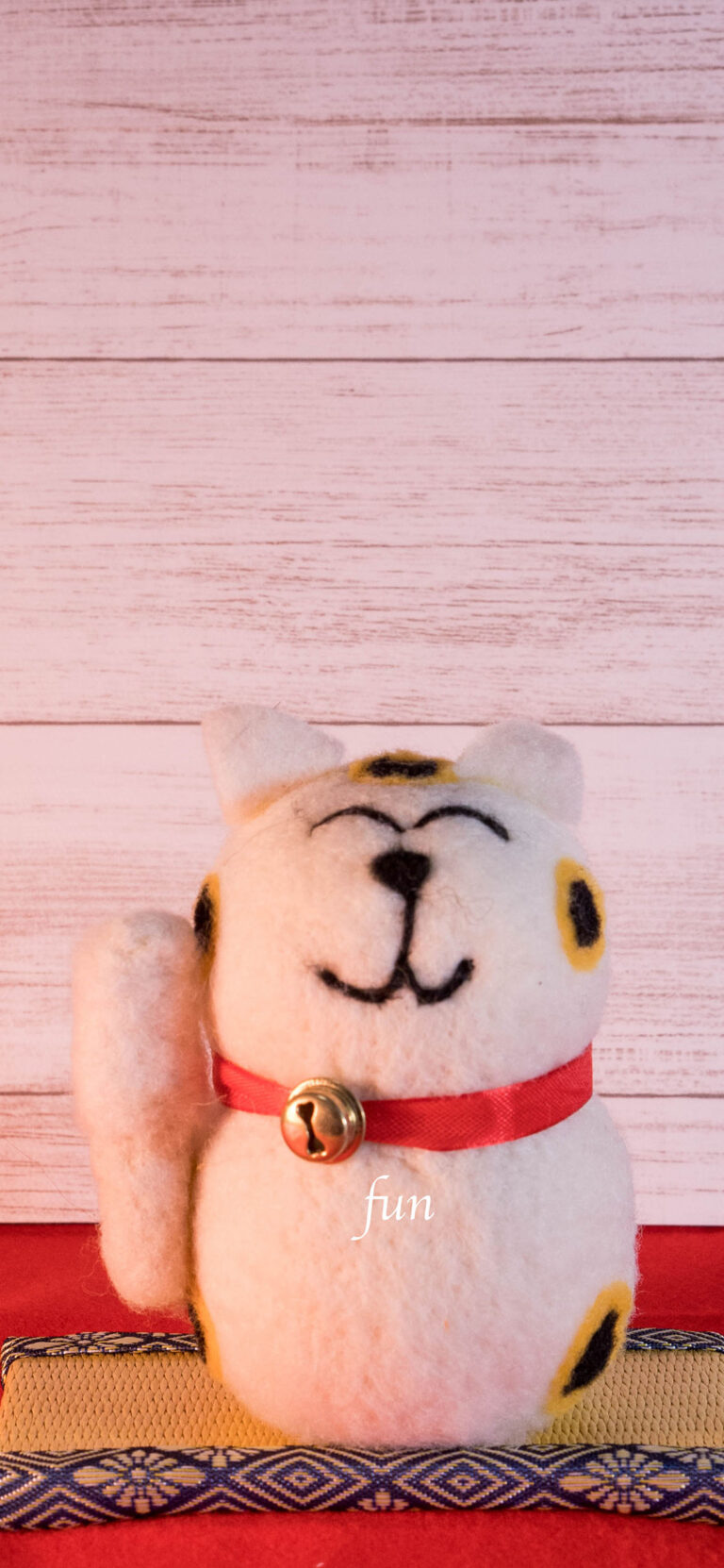 iPhone13・13Pro・12・12Proのお正月と開運壁紙を配信中