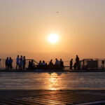 iPhone14plus・13ProMax・12ProMaxの街の風景壁紙を配信中