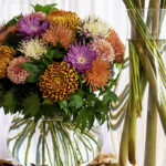 iPhone15Plus・iPhone15・14ProMaxの秋の花の壁紙を配信中